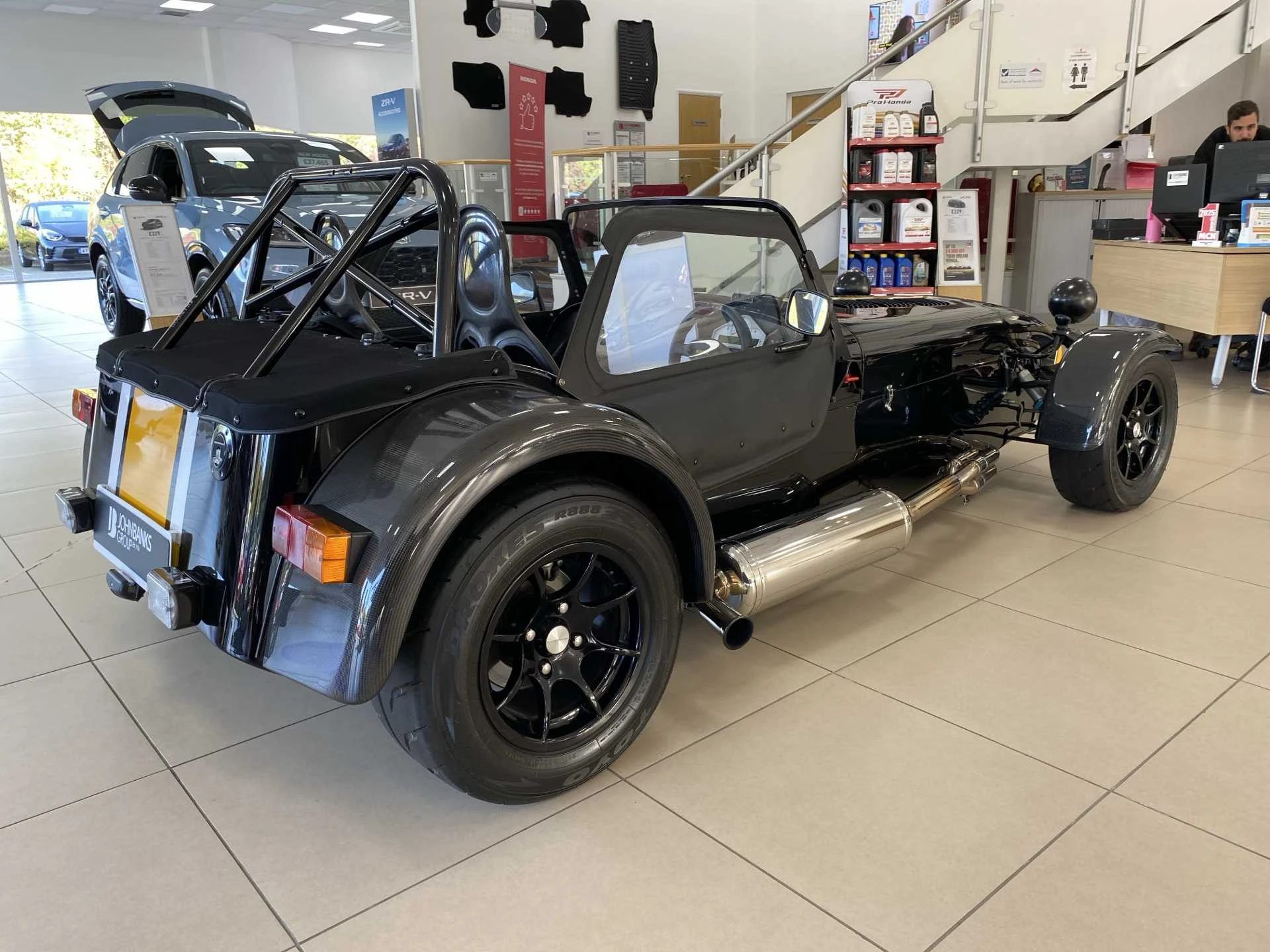 Vehicle image 7