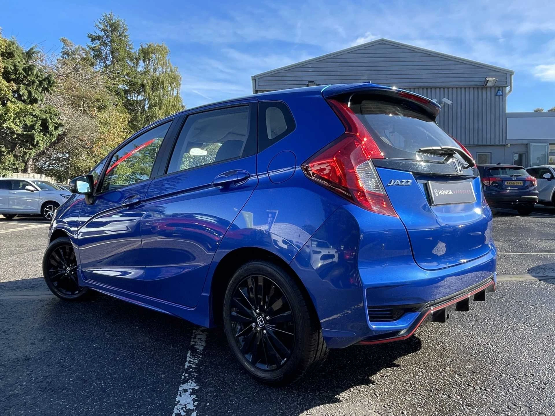 Vehicle image 3