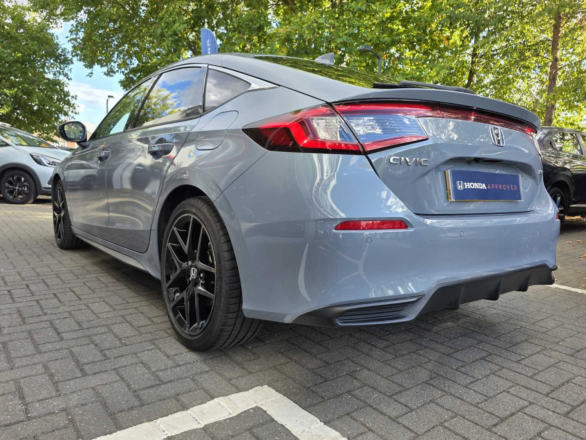 Vehicle image 3