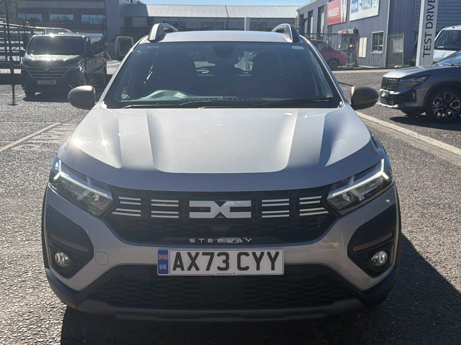 Vehicle image 6