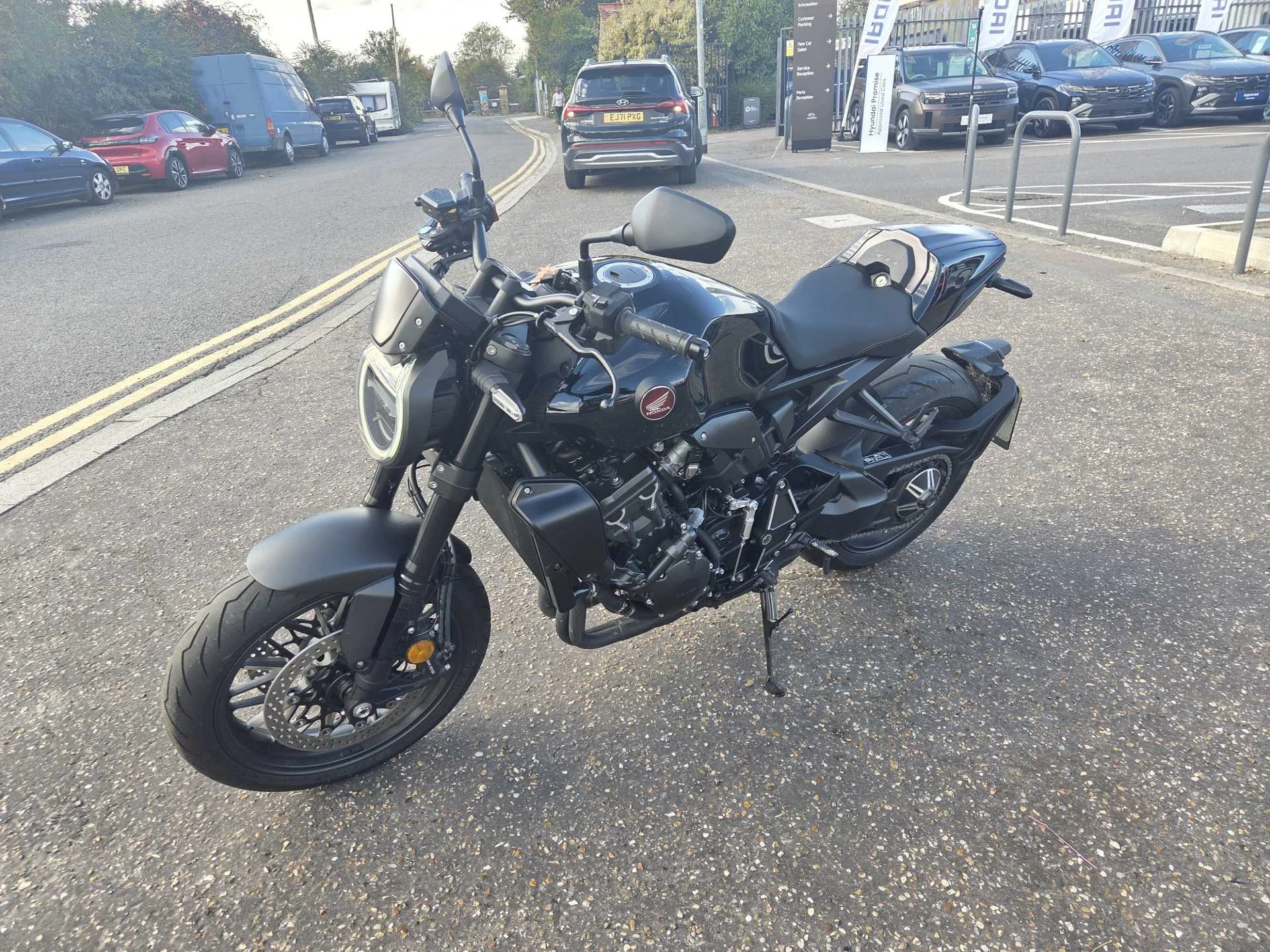 Vehicle image 7