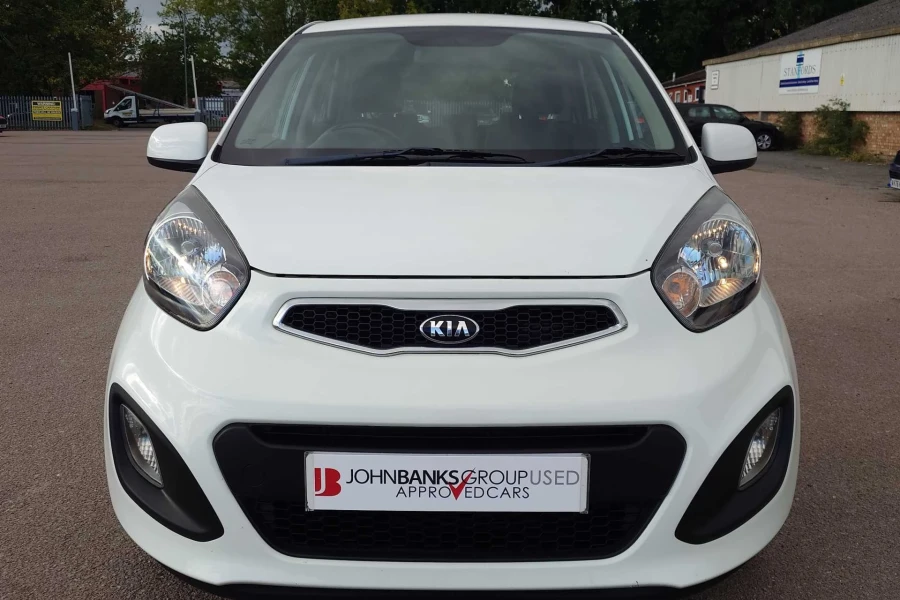 Vehicle Image - 3