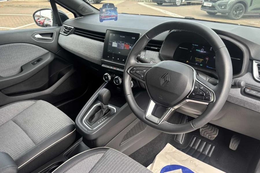 Vehicle Image - 3