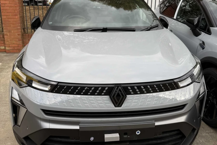 Vehicle Image - 2