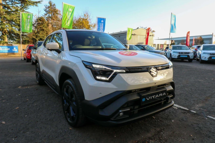 Vehicle Image - 0
