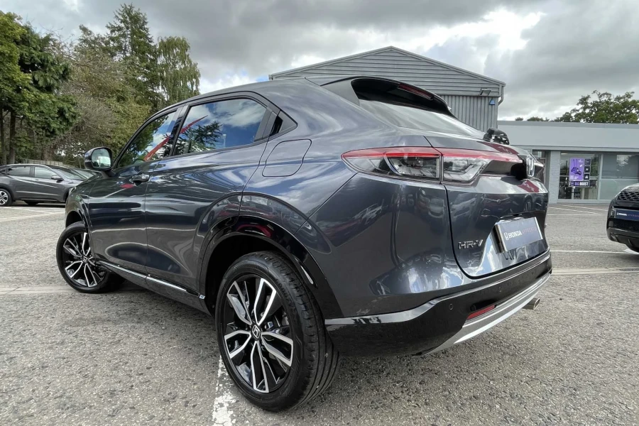 Vehicle Image - 2