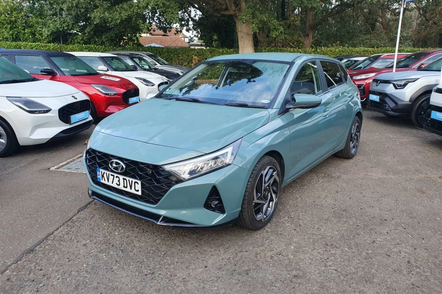 Vehicle Image - 2