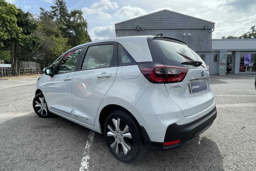 Vehicle Image - 2