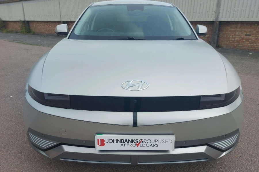 Vehicle Image - 1