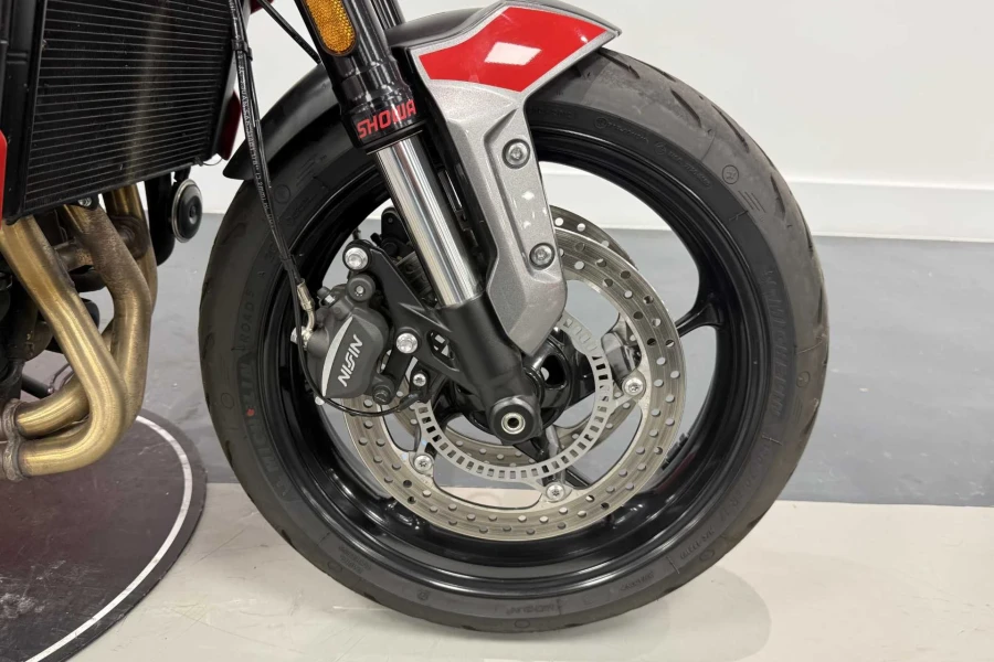 Vehicle Image - 3