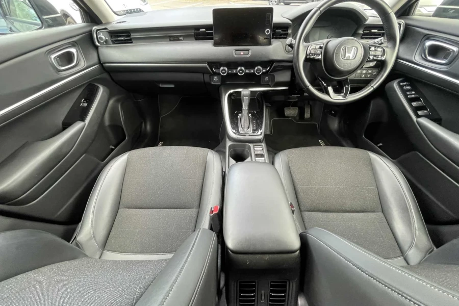Vehicle Image - 3