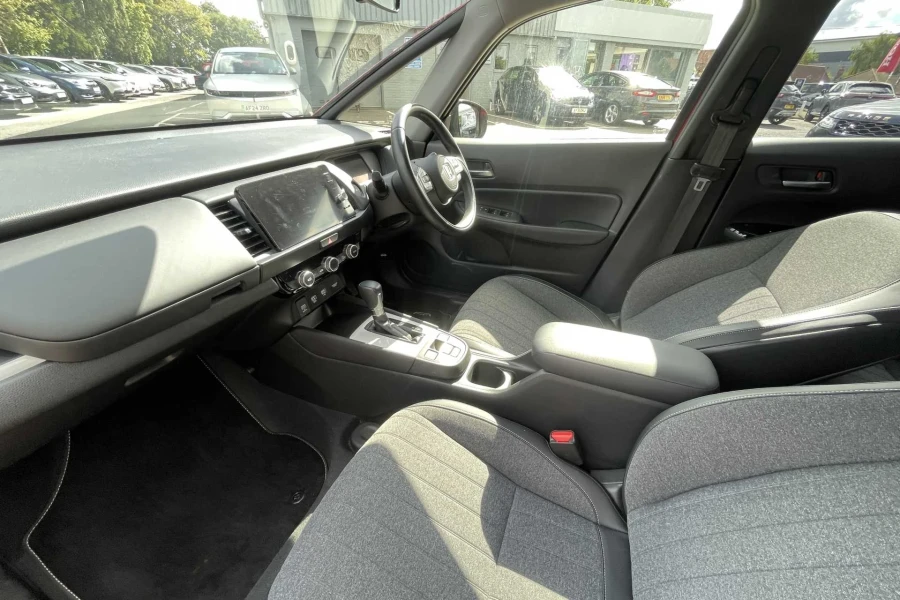 Vehicle Image - 1