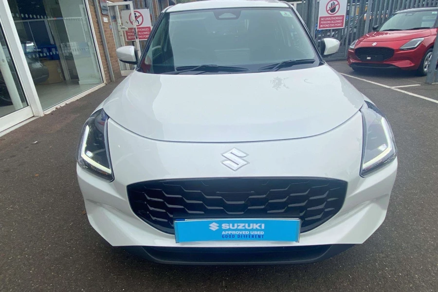 Vehicle Image - 3