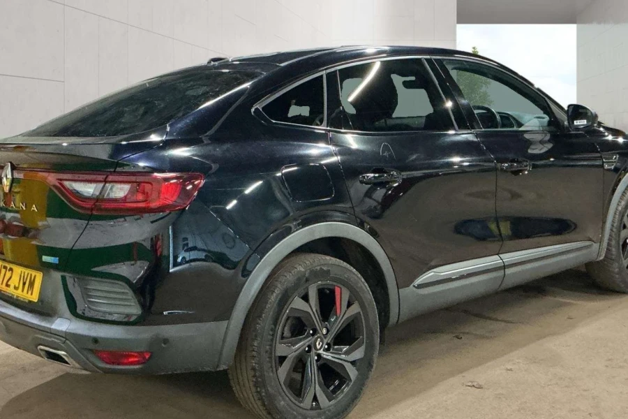 Vehicle Image - 3