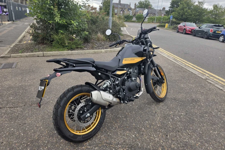 Vehicle Image - 2