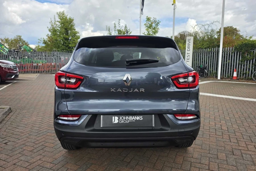 Vehicle Image - 2