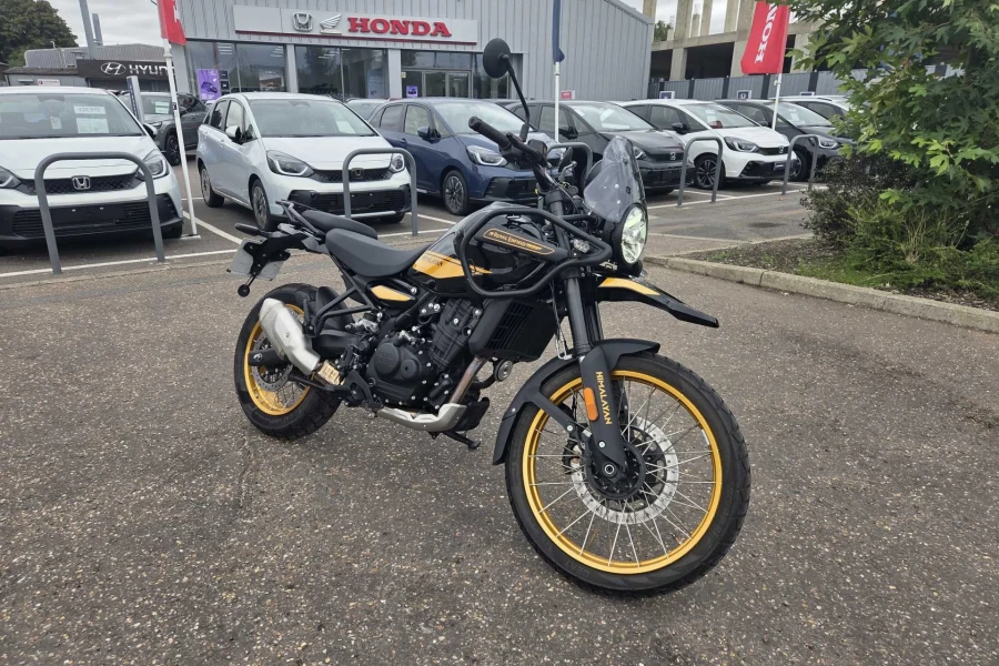 Vehicle Image - 0