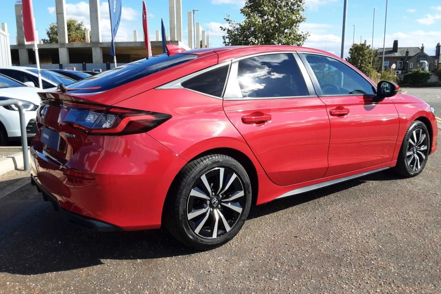 Vehicle Image - 3