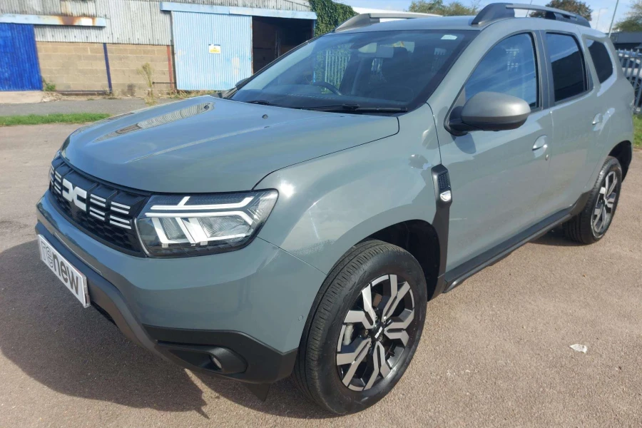 Vehicle Image - 2