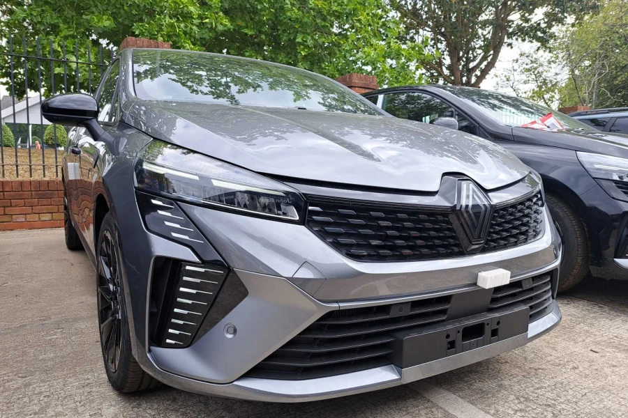 Vehicle Image - 1