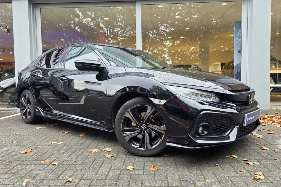 Vehicle Image - 0