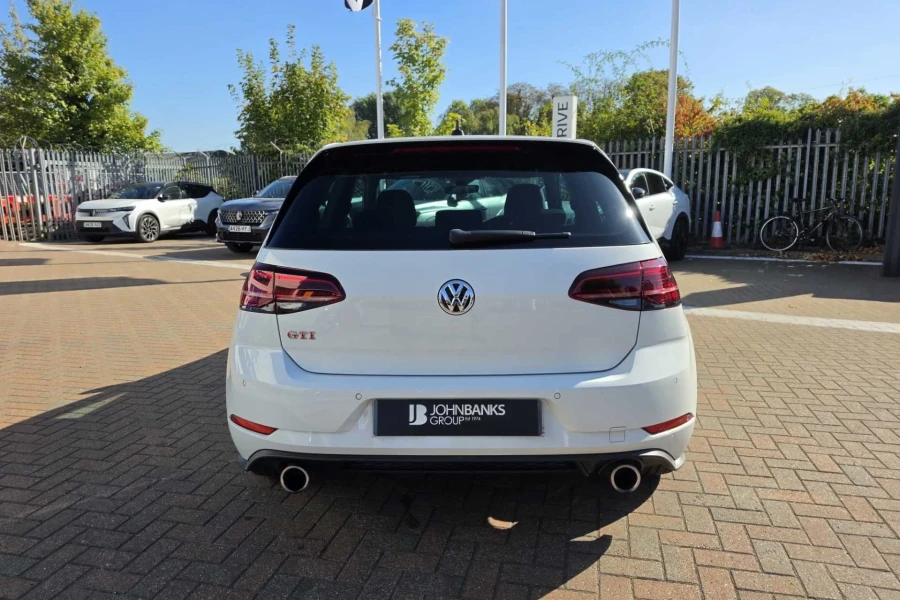 Vehicle Image - 2