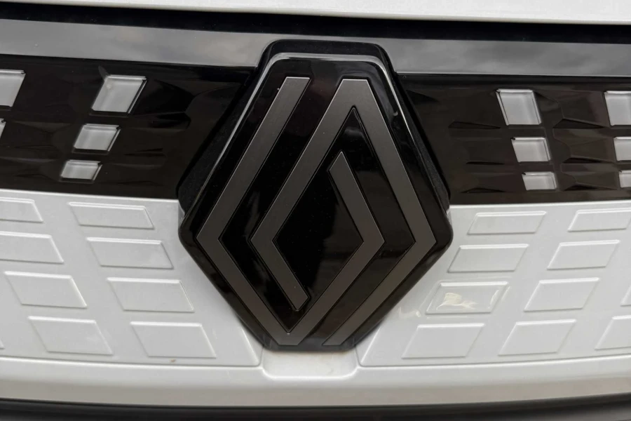 Vehicle Image - 3