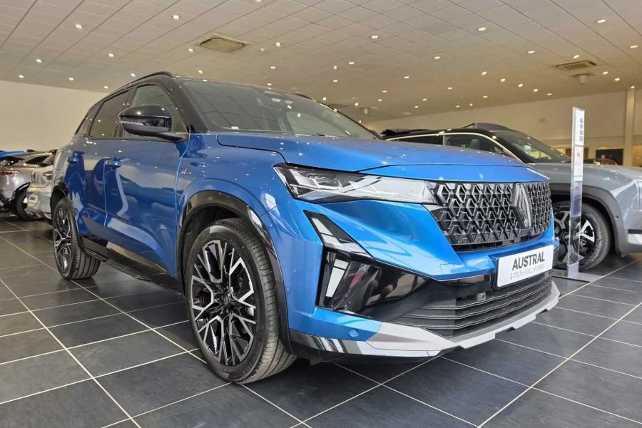 Vehicle Image - 0