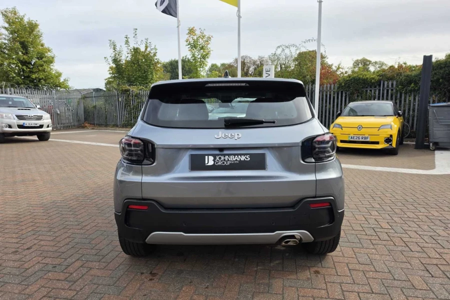 Vehicle Image - 2