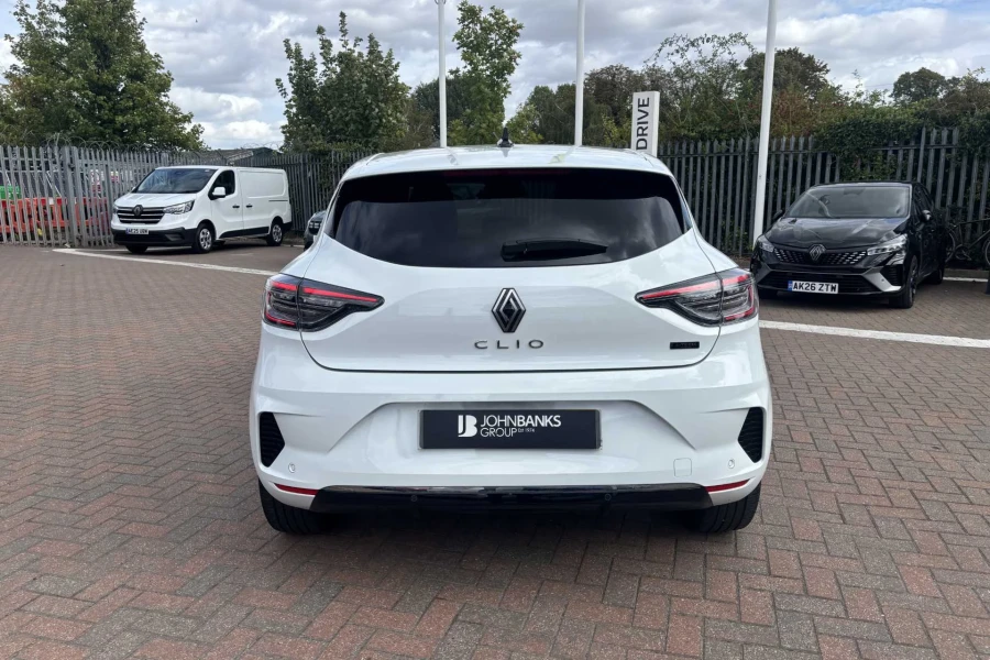 Vehicle Image - 2