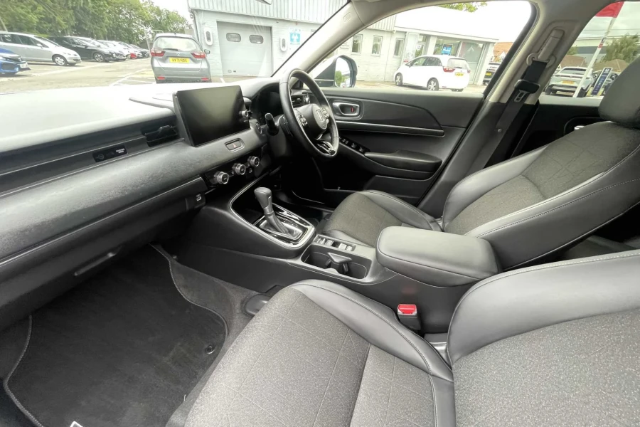 Vehicle Image - 1