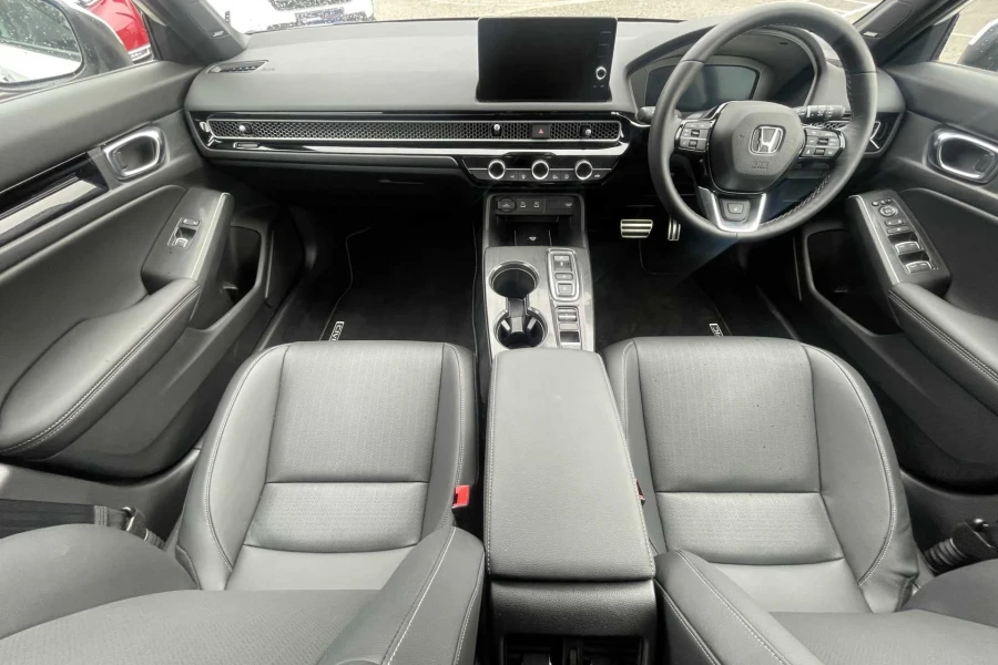 Vehicle Image - 3
