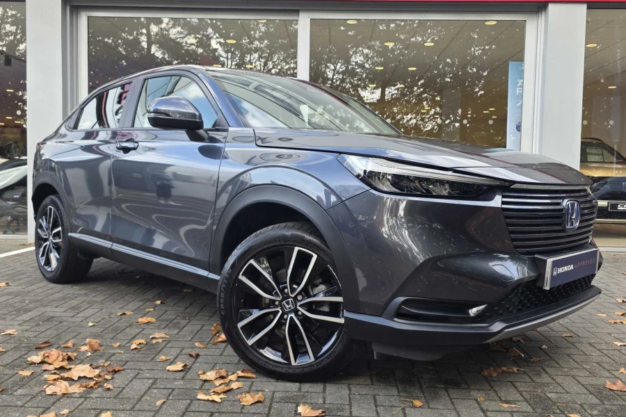 Vehicle Image - 0