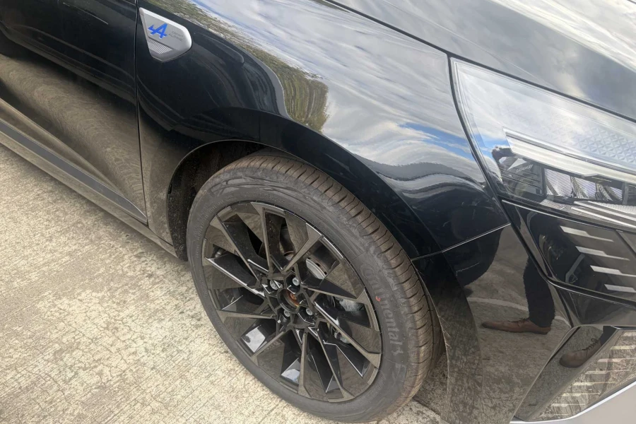 Vehicle Image - 1