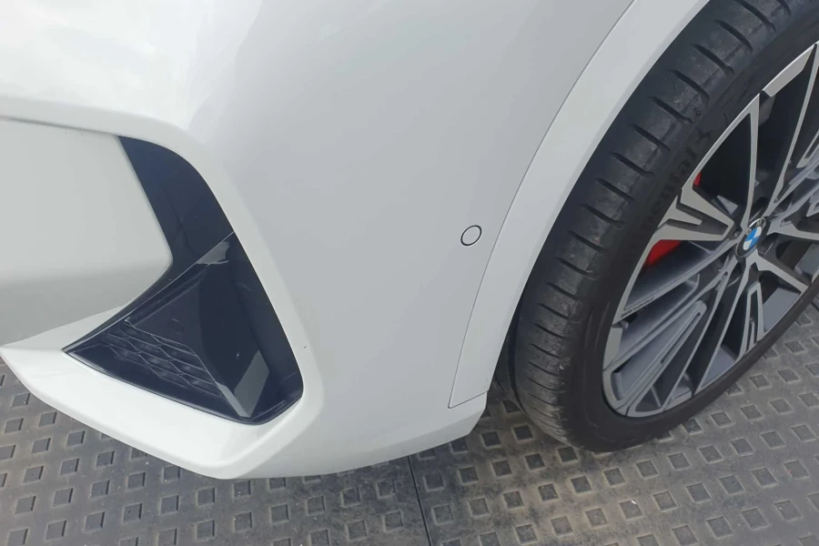 Vehicle Image - 3