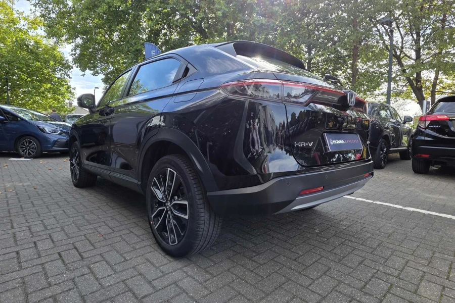 Vehicle Image - 2