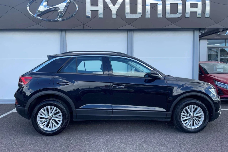 Vehicle Image - 1
