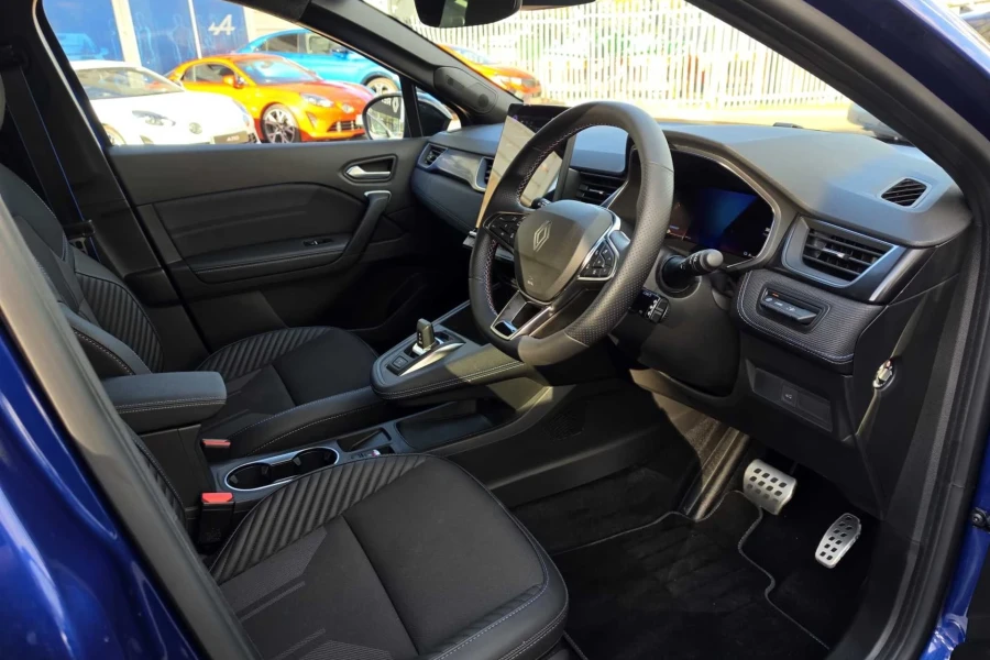 Vehicle Image - 3