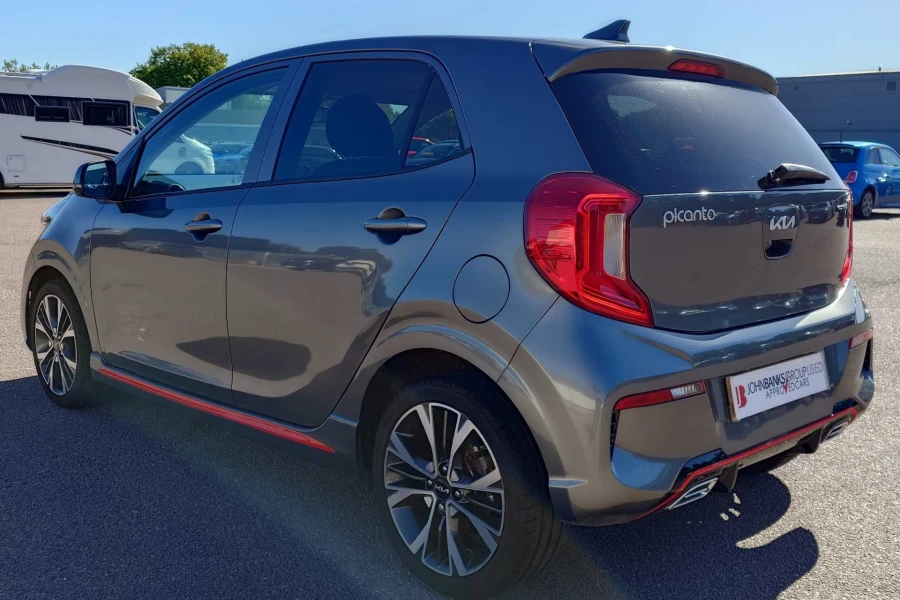 Vehicle Image - 2