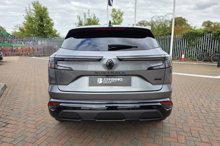 Vehicle Image - 2