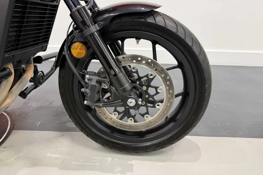 Vehicle Image - 3
