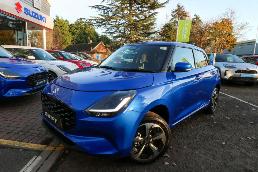 Vehicle Image - 2