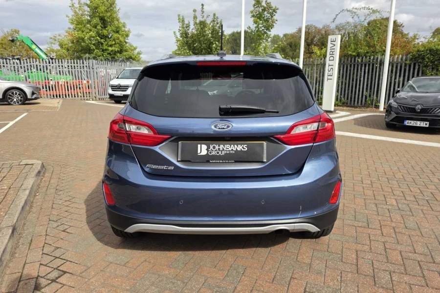 Vehicle Image - 2