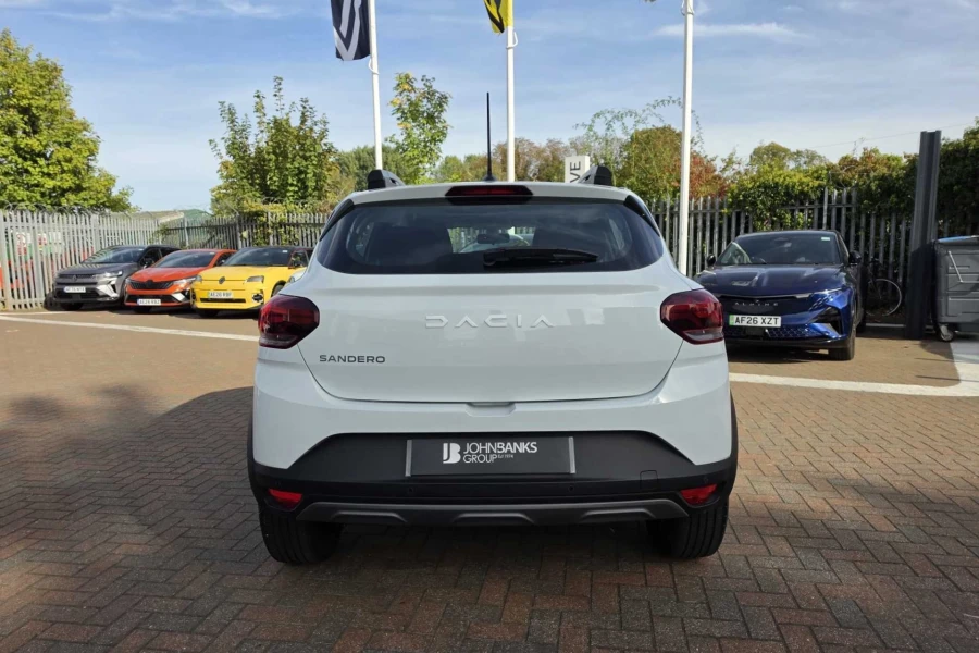 Vehicle Image - 2
