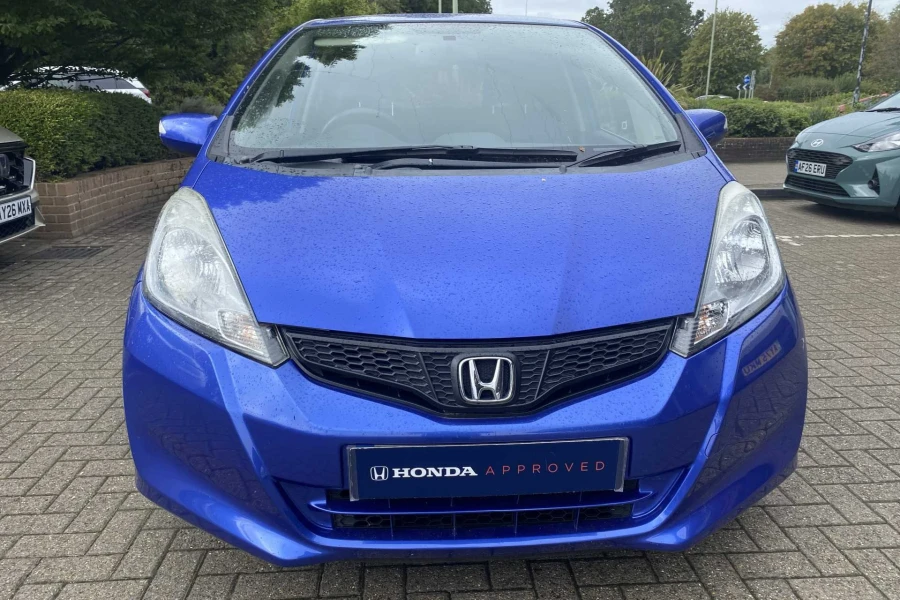 Vehicle Image - 1