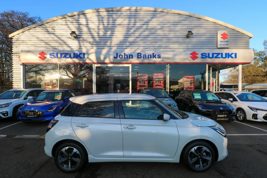 Vehicle Image - 3
