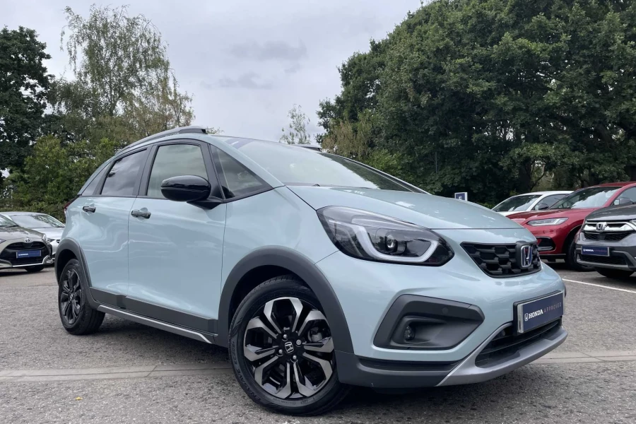 Vehicle Image - 0