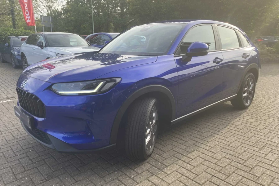 Vehicle Image - 2