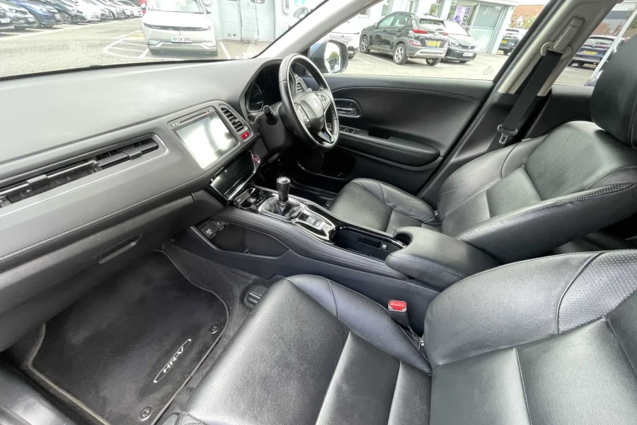 Vehicle Image - 1