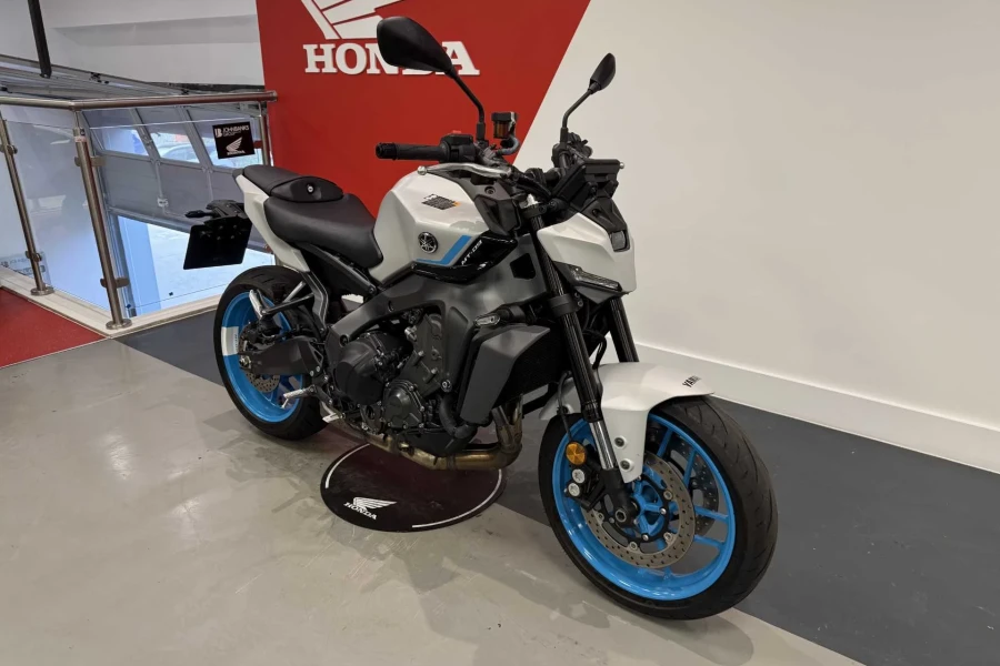 Vehicle Image - 1